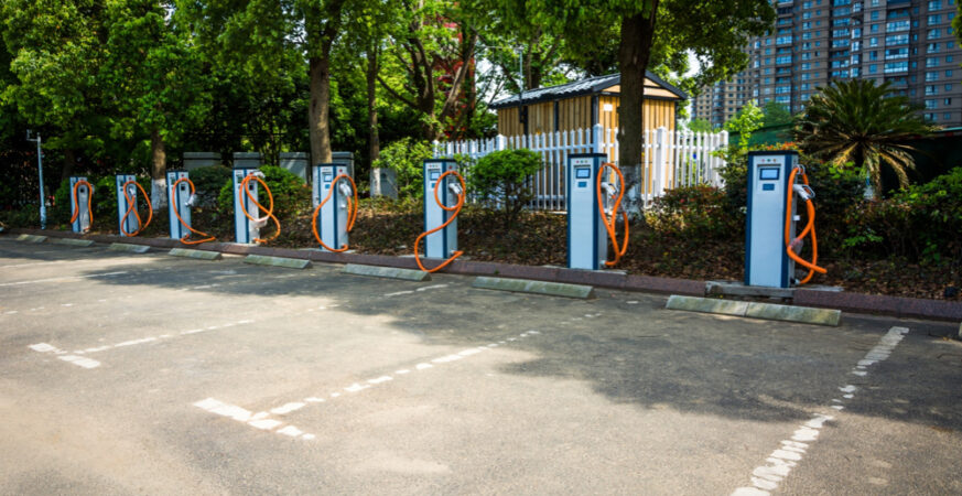 UK Tourist Hotspots Expand EV Charging Network to Boost Green Travel in 2025