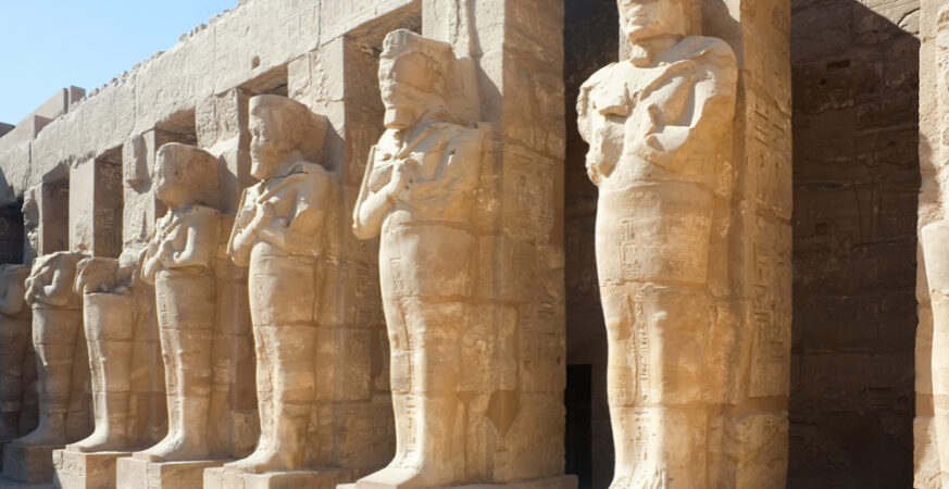 Western Nations Issue Urgent Travel Alerts for Egypt