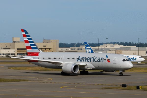 American Airlines Targets West Coast Growth