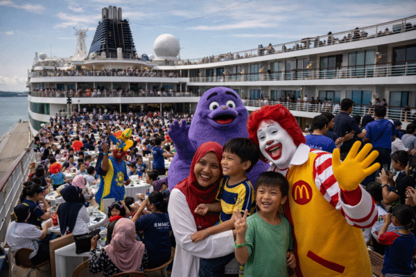 StarCruises Brings Joy at Sea as RMHC