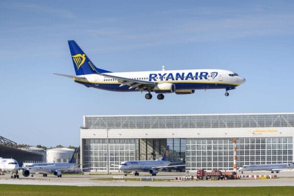 European Air Travel Surges as Ryanair