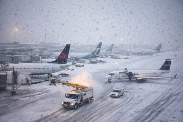 Canada flight delays