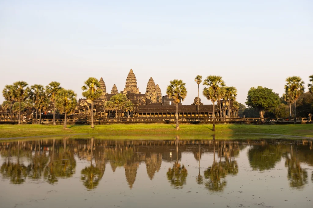 Calls Intensify to Modernize Cambodia Visa Rules