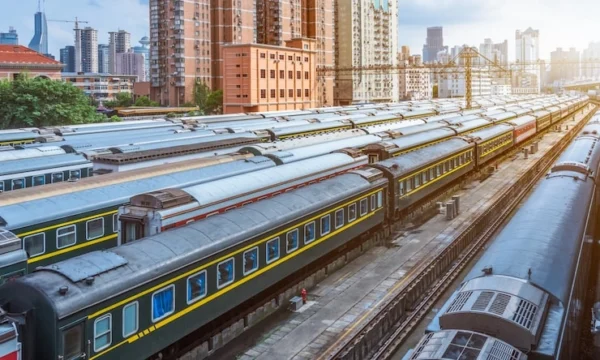 China Railways Deploys 1,641 Extra Trains as 20.3 Million Travelers Surge During May Day Return Rush