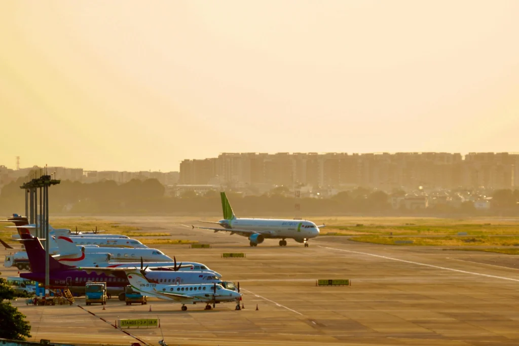 Mumbai Airport Faces Major 6-Hour Runway