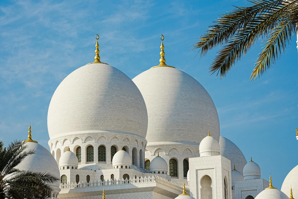 UAE Health Authorities Issue Landmark Eid Travel Safety