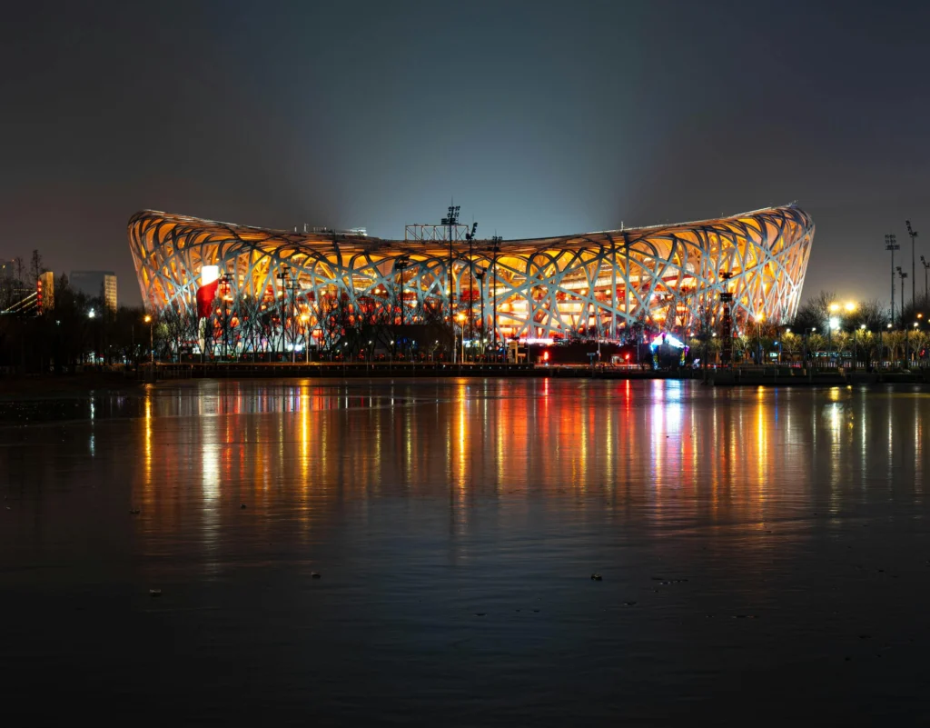 Beijing Industrial Tourism Surges as International Media