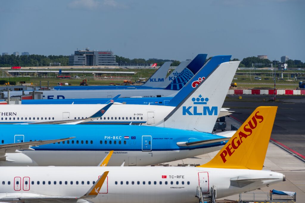 Global Airlines